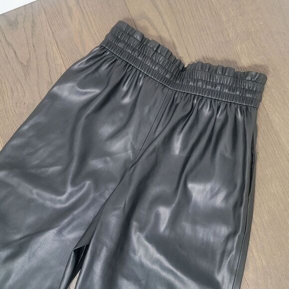🆕 Zara Faux Leather Wide Pleated Elastic Belted Waist Culottes in Black - Picture 9 of 11
